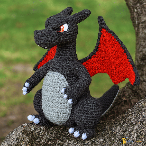 Dark Charizard Amigurumi